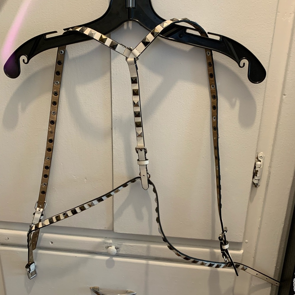 BCBG MAX AZRIA white studied harness